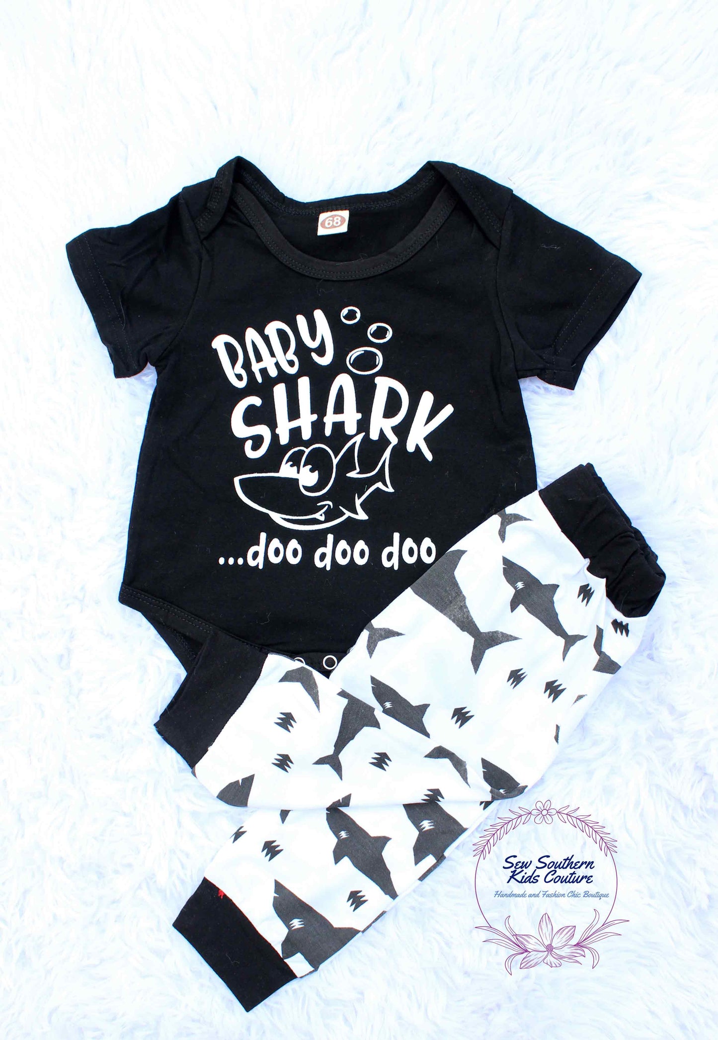 Boys 2-Pc. Baby Shark Doo Doo Doo Unisex Infant Outfit