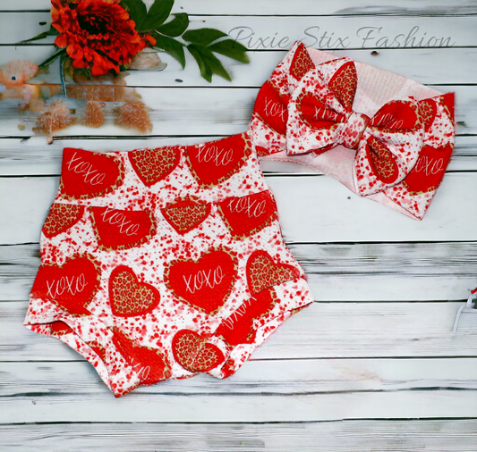 XOXOXO Leopard Hearts Valentine Bummie and Bow Set/Valentines Day Baby Girl Outfit, High Waisted Bummy/Valentine's Day Baby Girl