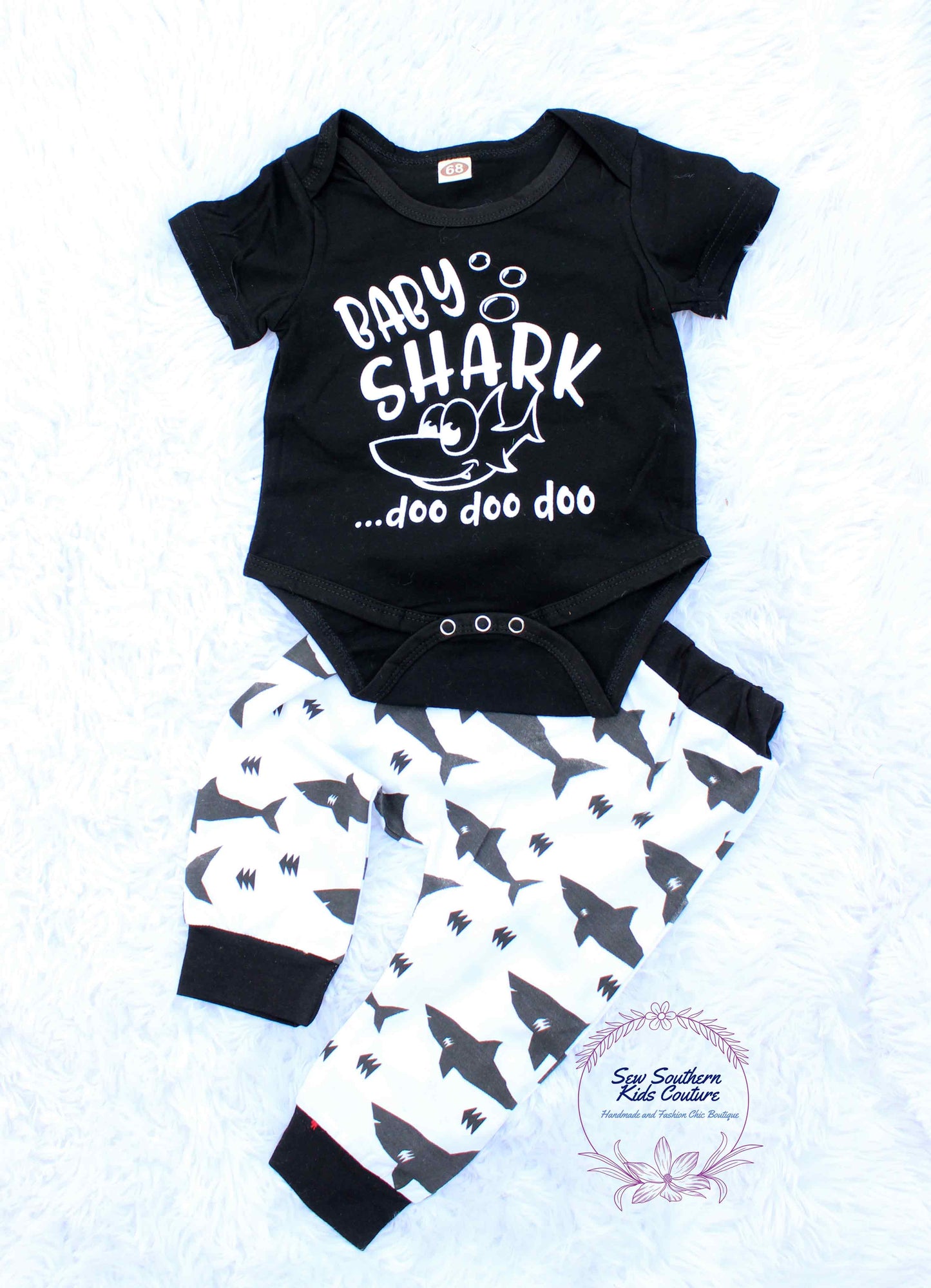 Boys 2-Pc. Baby Shark Doo Doo Doo Unisex  Infant Outfit
